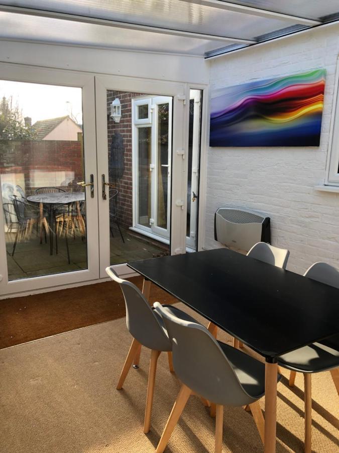Stylish 2 Bed Apartment Next To The Norfolk Broads Coltishall Extérieur photo