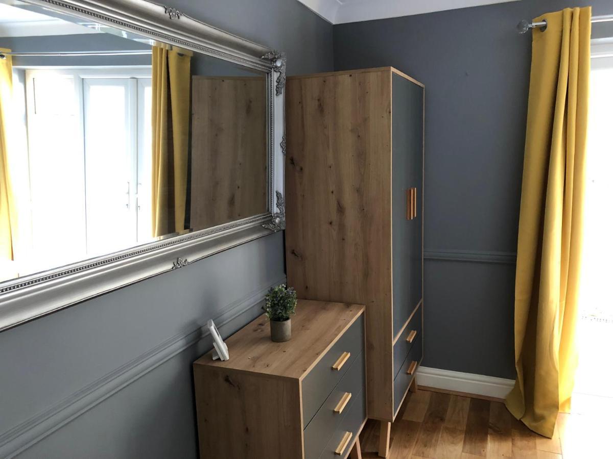 Stylish 2 Bed Apartment Next To The Norfolk Broads Coltishall Extérieur photo